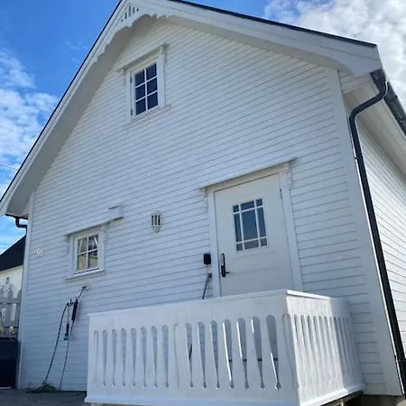 Charming, Old House, Former Service Dom wakacyjny