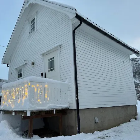 Сasa de vacaciones Charming, Old House, Former Service *