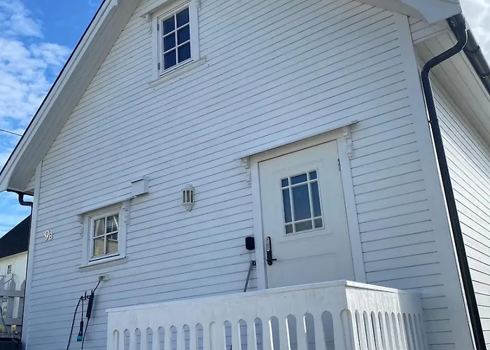 Charming, Old House, Former Service 펜션 *